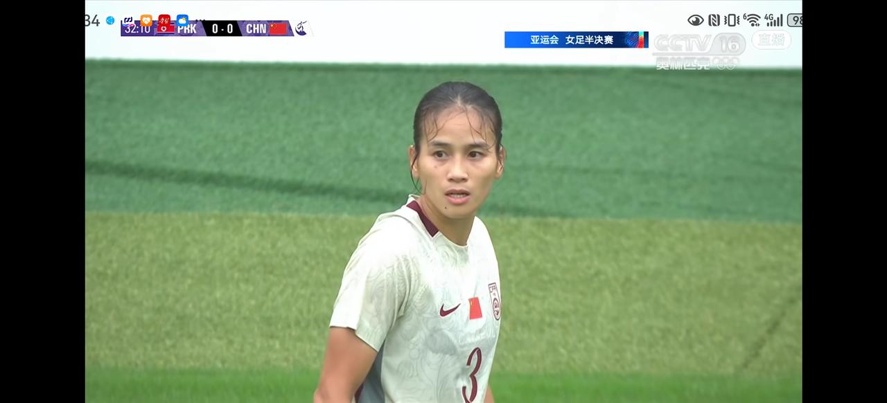 北京时间9月29日，日本静冈小笠山综合运动场，大雨中鏖战。中国女足0‑2不敌朝鲜