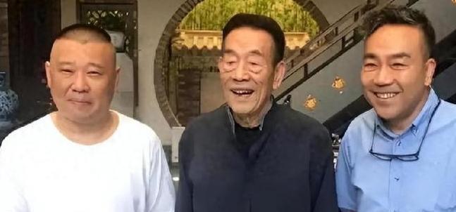 杨少华一辈子竟然只公开承认收了一个徒弟，就是他的第五个儿子杨议。但是他的殡礼上，