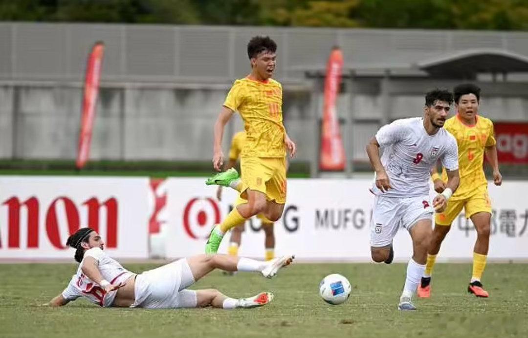 9月21日讯，亚运男足B组中国亚运队0-0战平伊朗U23。赛后体坛周报记者王晓瑞