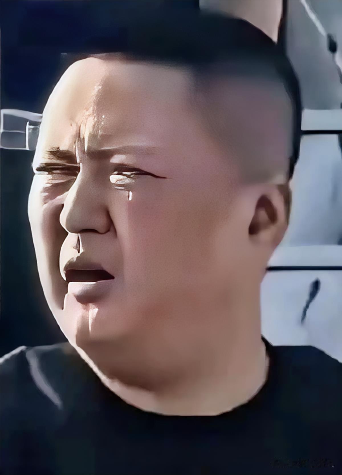 飞机上肆意刁难乘务员的欧某，舆论持续发酵，处理结果值得所有人期待不出意外，