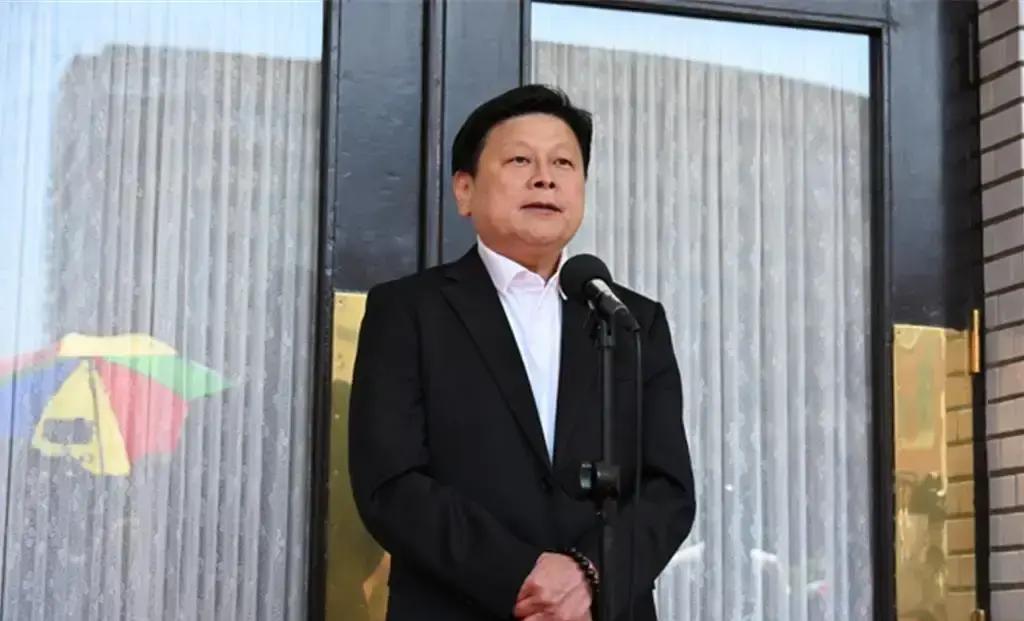 "国民党突然支持军购，背后竟藏这个惊天秘密？傅崐萁当众质问赖清德：2027武统台