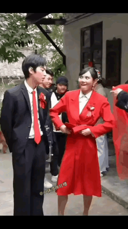 终于等到你了，把自己嫁出去了！！[呲牙笑][呲牙笑][呲牙笑]