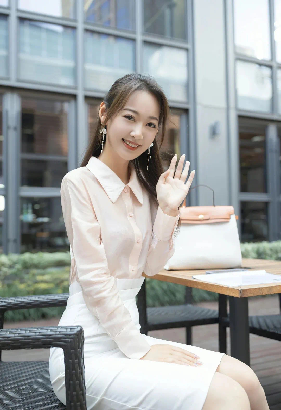 镜头里的她，比想象更动人