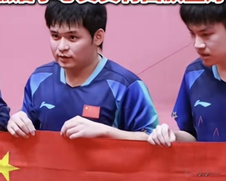 2005出生的林诗栋，来自海南儋州，身高182cm，左手横板打法，国乒新生代主力