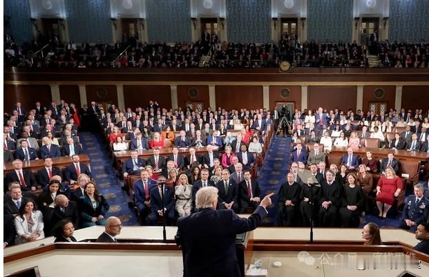 布热津斯基陷阱：特朗普踩了在1997年的 《大棋局》中布热津斯基未卜先知留下