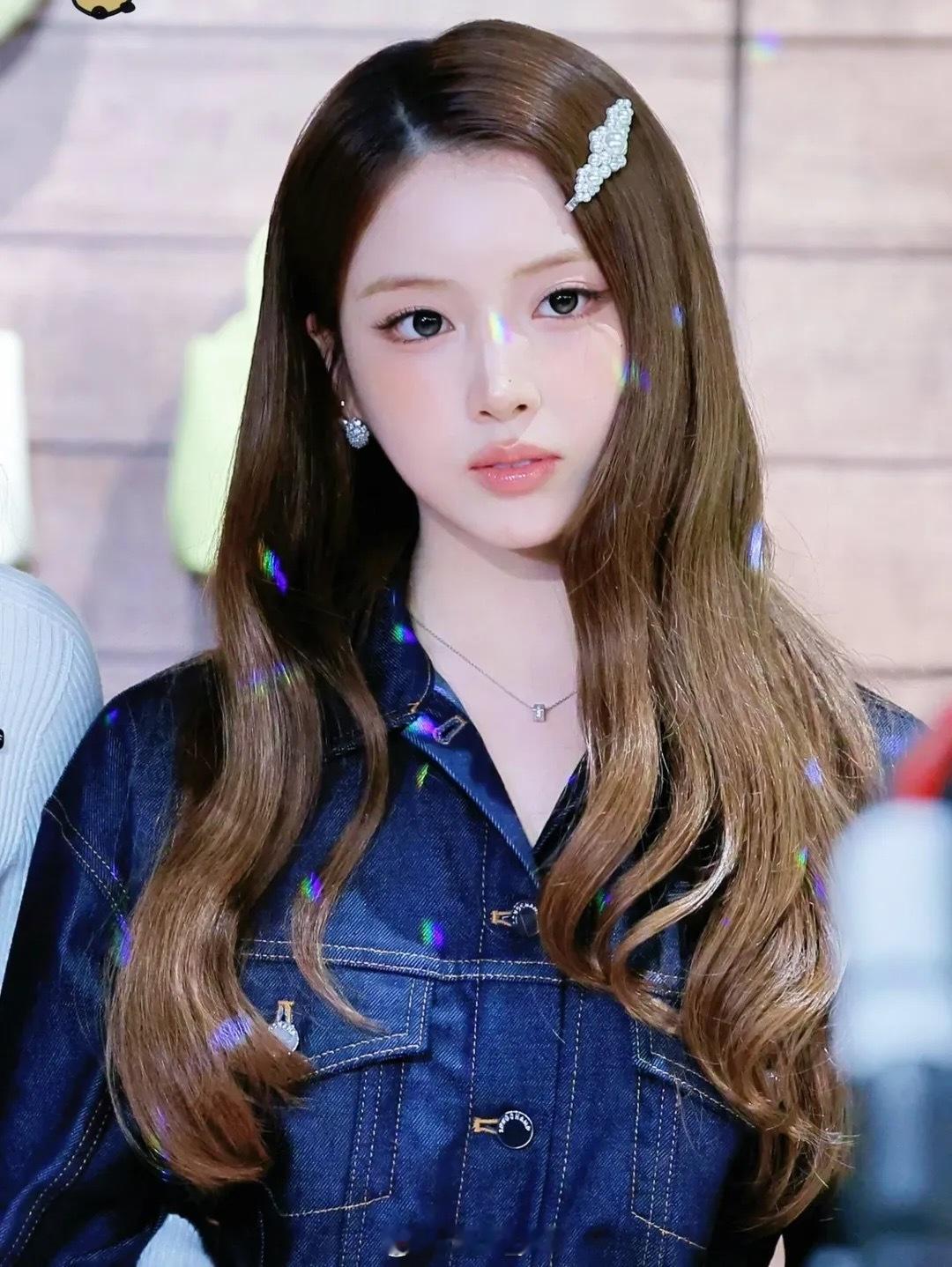 化妆师更新一组JIWOO妆容