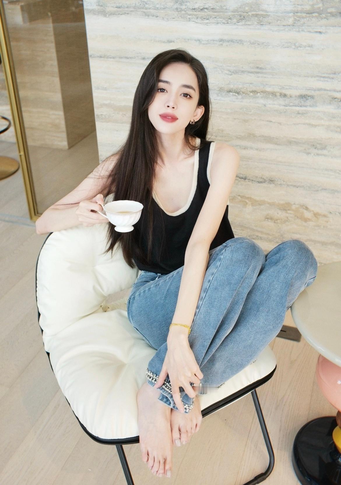古力娜扎光脚丫美图合集​​​