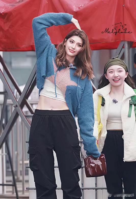 终于知道为什么浪姐会让她上了，这外形条件真的太能了