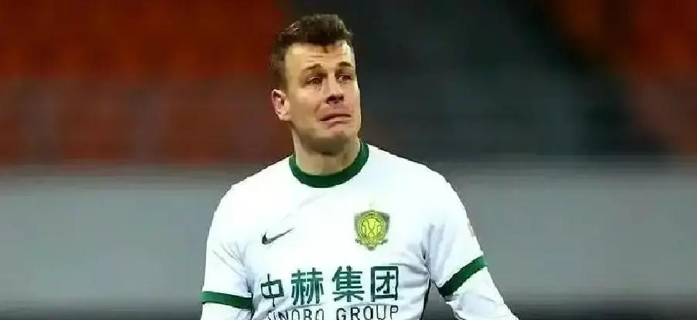 9500人众筹182万，中超第一座球迷外援雕像要来了2023年11月，国安