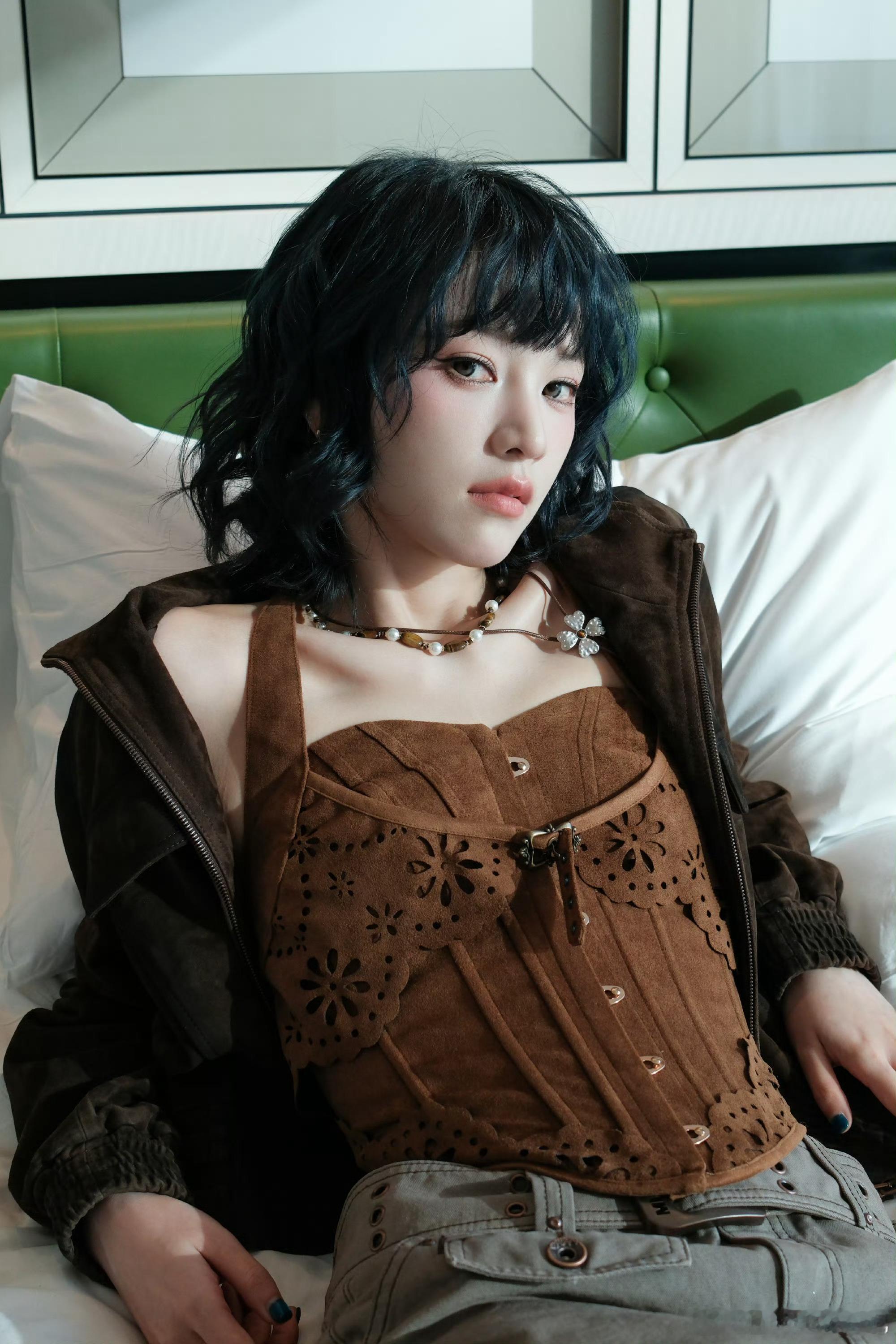 黄灿灿直播哭了我家那闺女黄灿灿在节目里哭了。妈妈说起她这些年的不容易，她一直忍