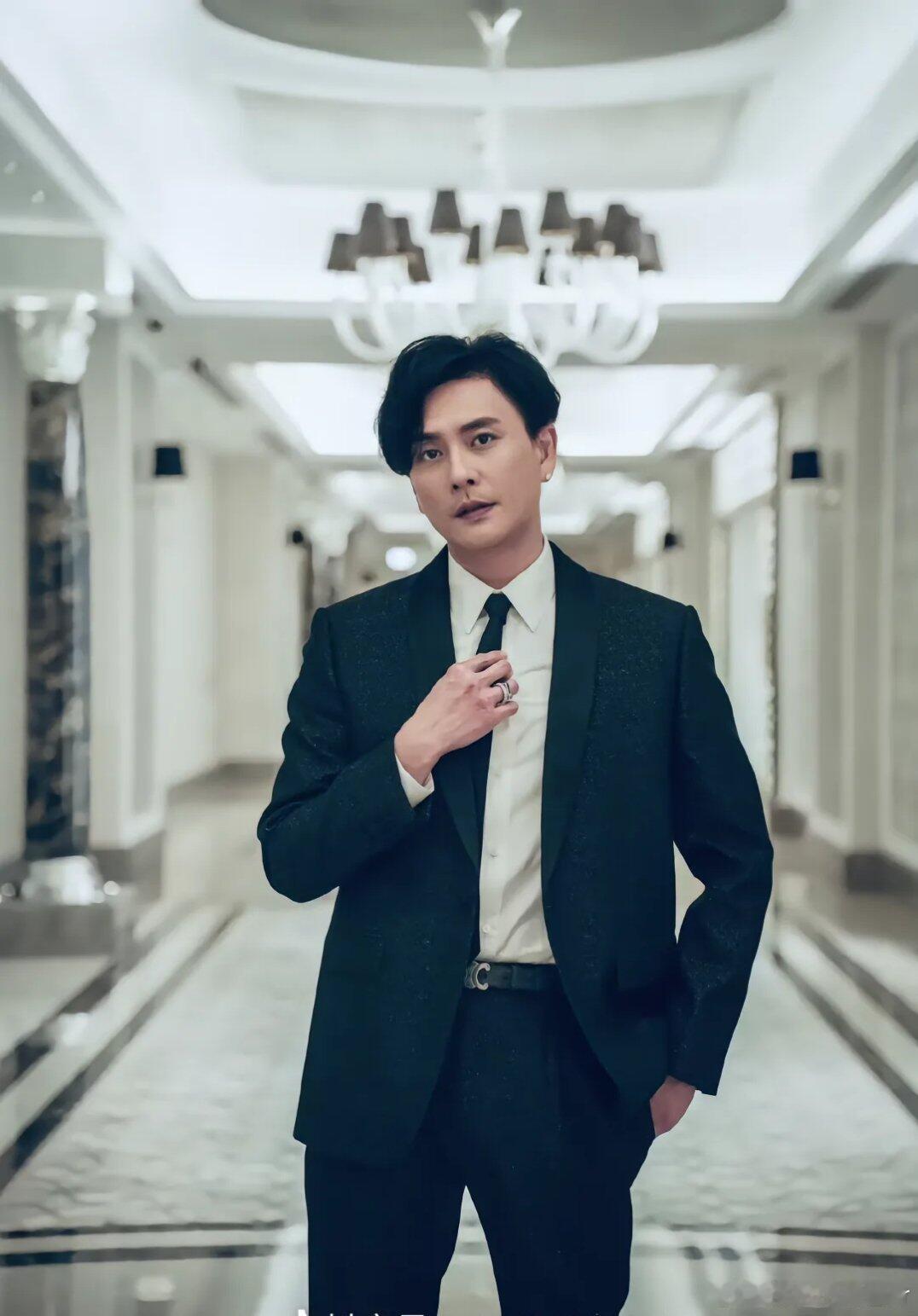 黄宗泽被开价5亿聘金当女婿黄宗泽5亿聘金？妈妈神提问笑喷！家人们谁懂啊！黄宗泽最