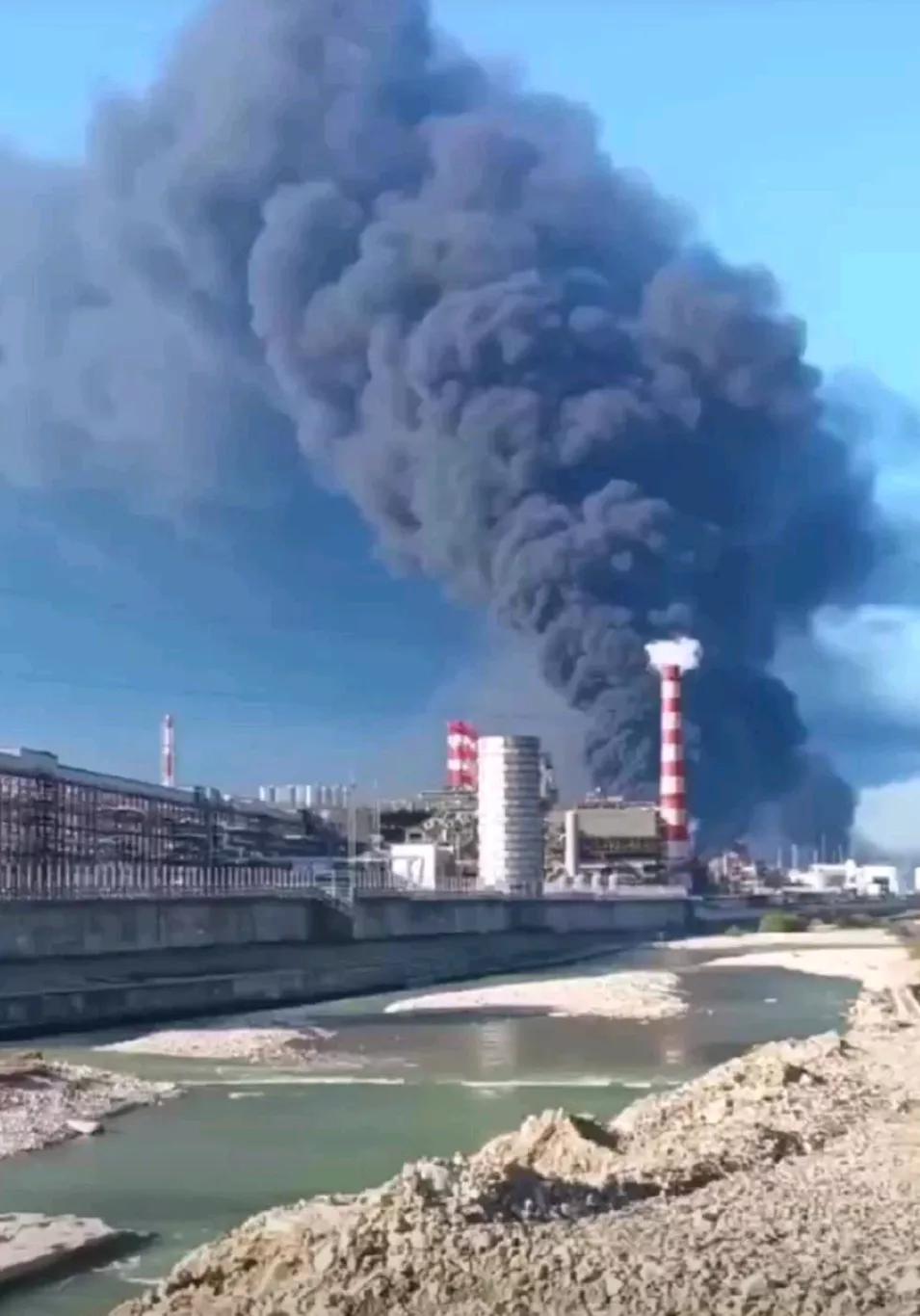 俄媒报道，当地时间29日，扎波罗热核电站新闻中心通报，当天在乌军针对艾涅尔戈达尔