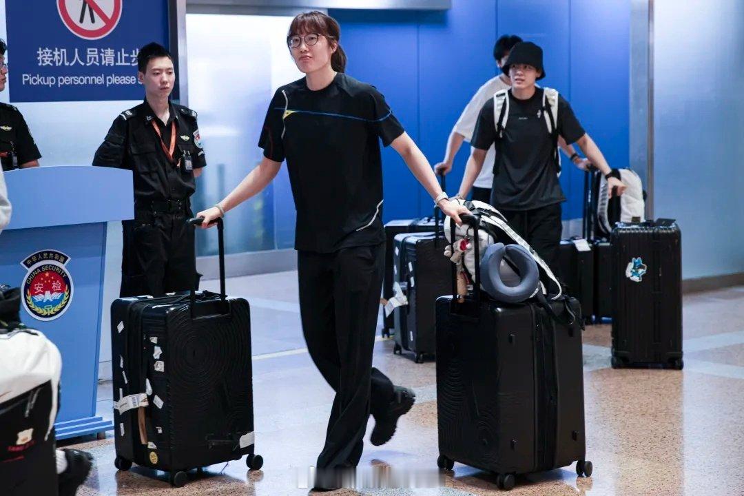 #杨舒予#晚安💤如果鱿鱼丝一种天赋[思考]投票投票[加油]#杨舒予##杨舒予晚安#​