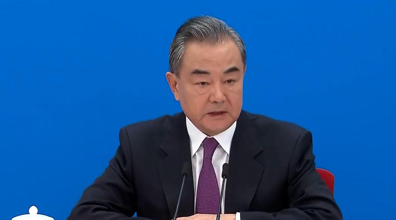 日媒紧盯中美外长通话！共同社7月2日抢先报道，王毅6月30日与卢