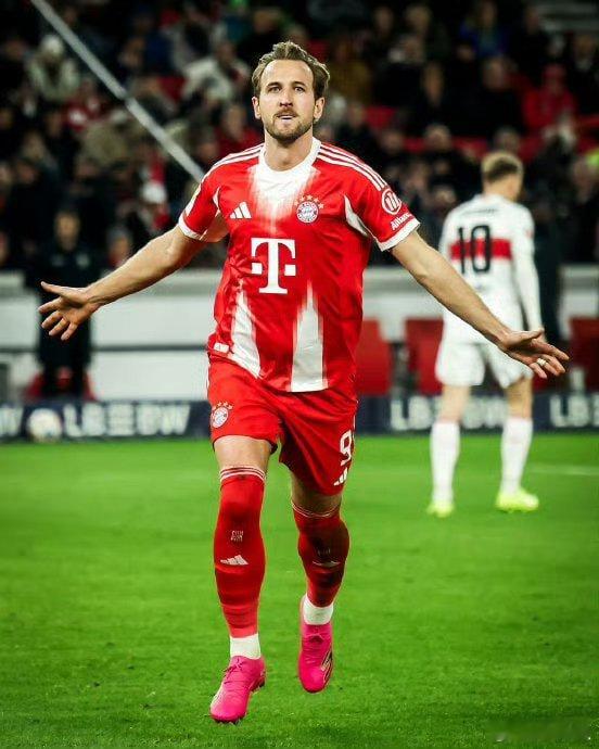 德甲纪录收割机！拜仁主场势不可挡拜仁在本赛季德甲前29轮战罢，已经狂轰105