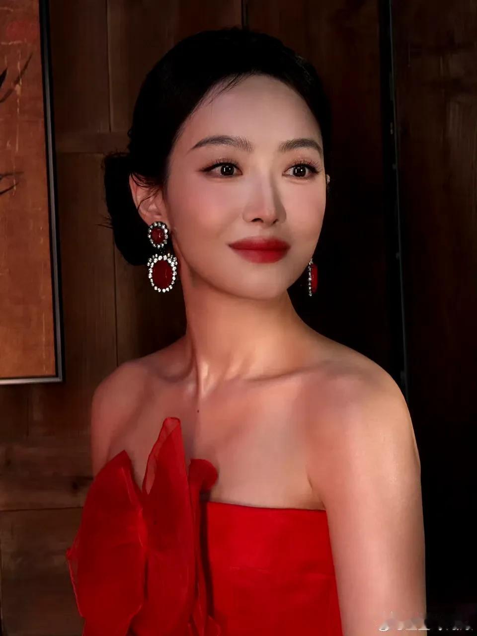 宋茜