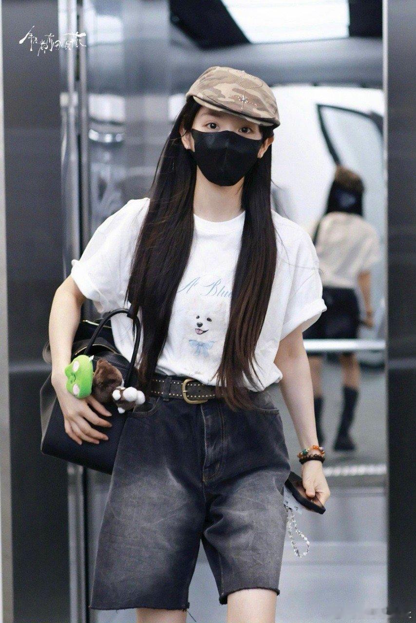 田曦薇长了一张聪明脸、田曦薇聪明脸哈哈哈哈哈哈哈哈哈哈哈，看到这里好想说田曦薇长