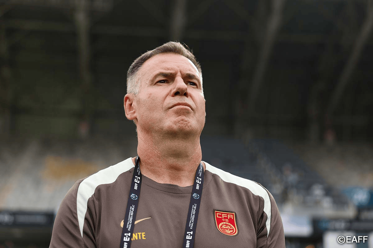 马德兴: 女足部门的人眼瞎? 找个赋闲在家两年的废人来执教