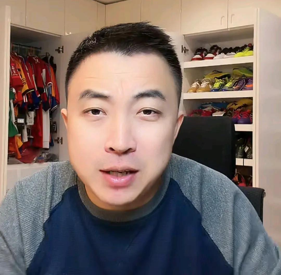 解说员袁甲坦言，他对天津津门虎的表现很失望。袁甲在直播时表示，他对天津津门虎前