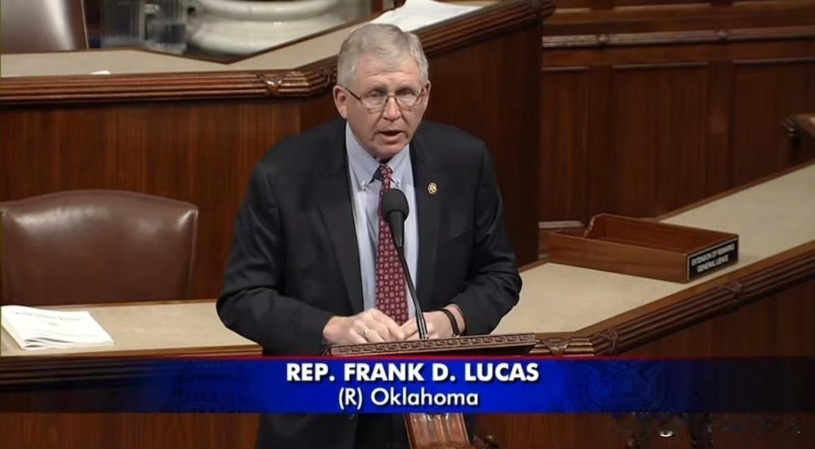 我去！此时此刻，看完这一段，我只想说打倒美帝国主义，共和党中期选举必败？！