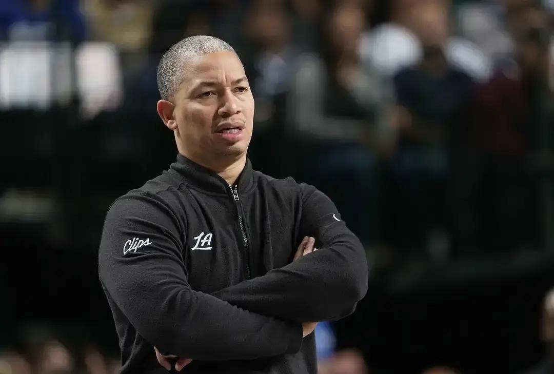 纳什保罗隆多全没戏！快船选帅的终极答案，居然是这个跟队3年的“隐形人”？别