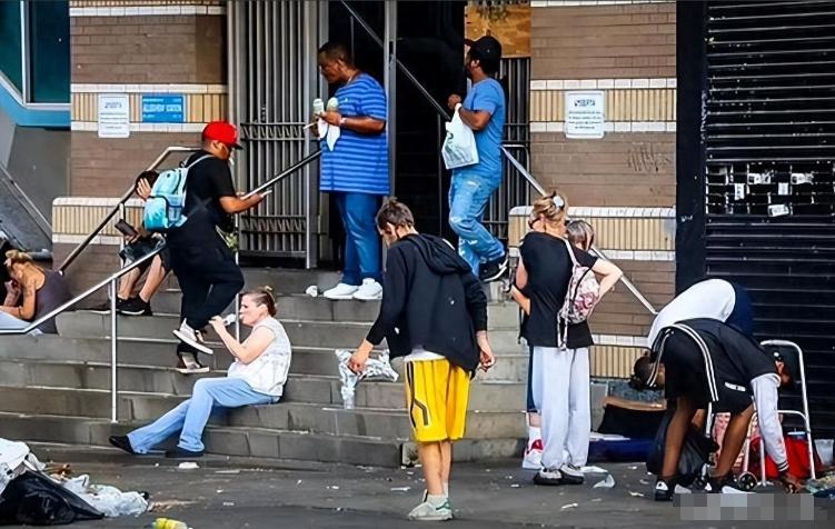 都说美国乱，为什么有钱人还都愿意定居美国？这几个原因太现实提起美国，很多人脑