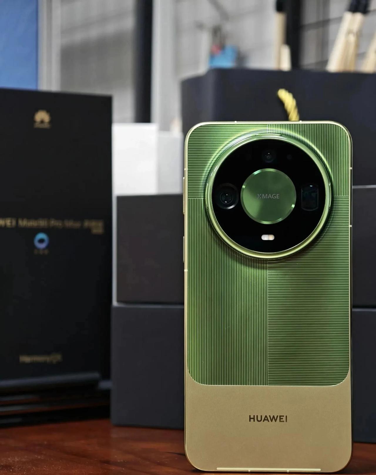 Pura90XView与Mate90标准版起售同为5999，Pur