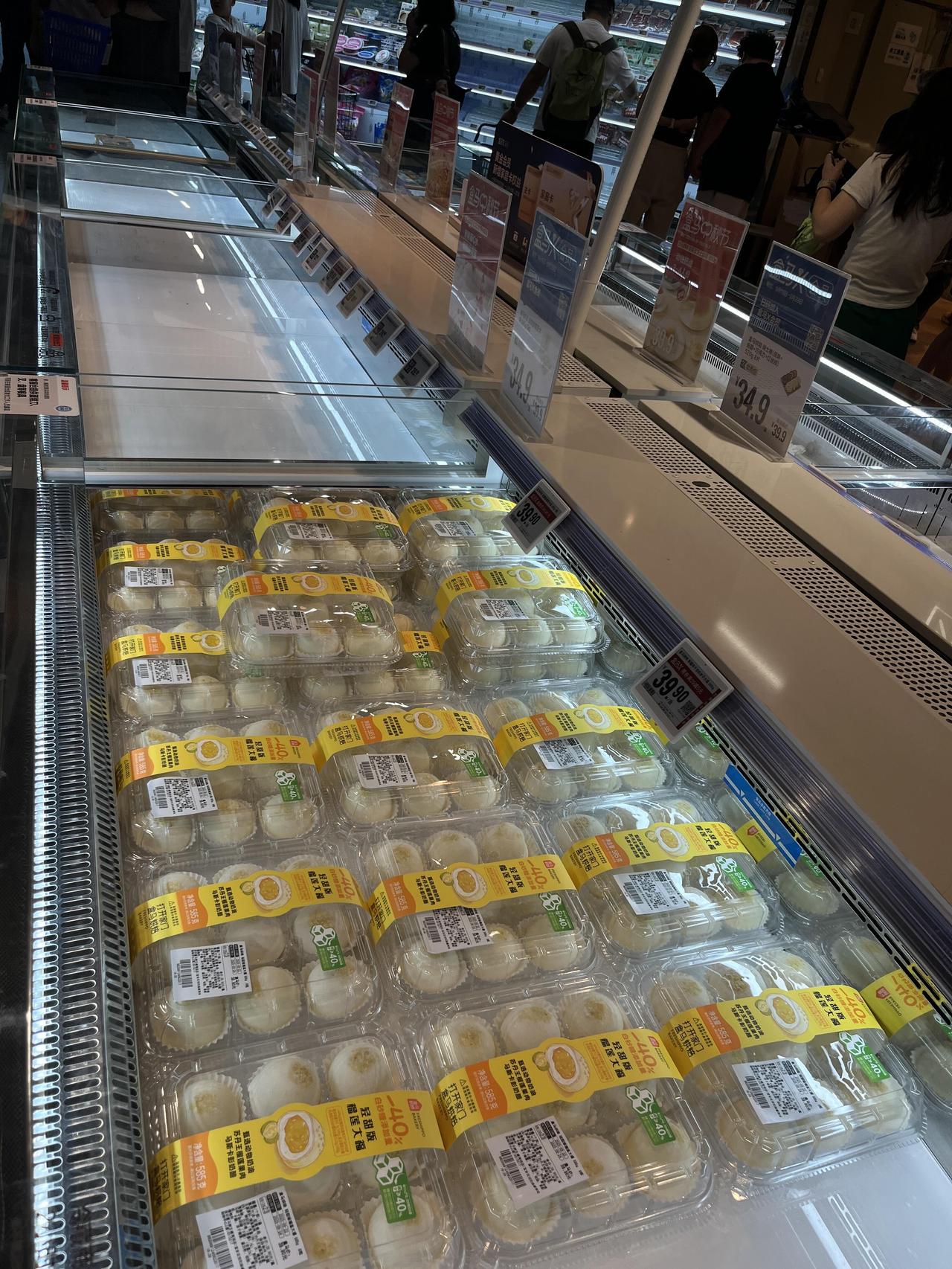 台风前，盒马最难吃的甜品被筛选出来了，那些被剩下的食物，它们会觉得尴尬吗？有些店