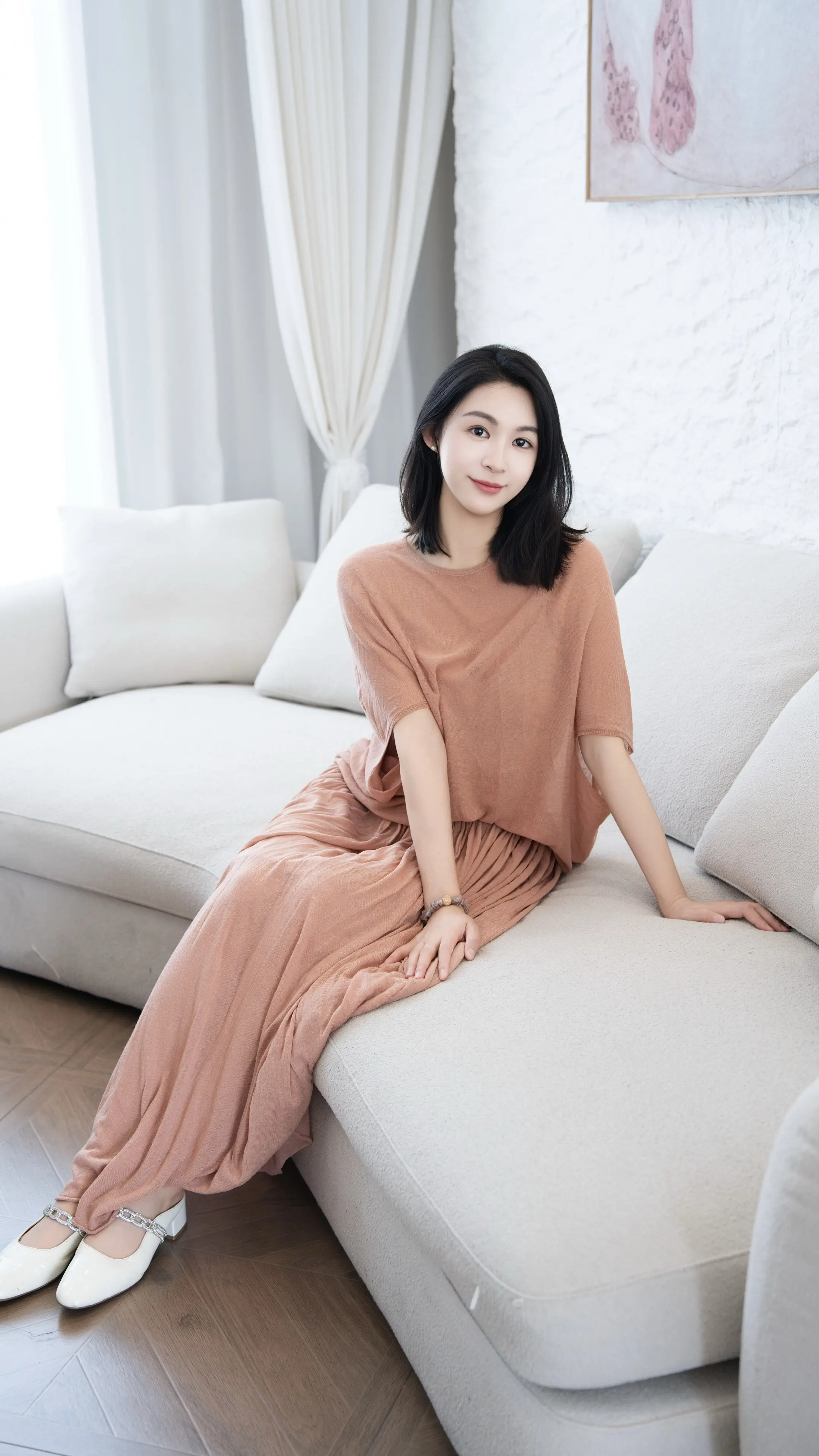 一个医美医生得先把自己活得漂亮才对 是吧！赖碧清