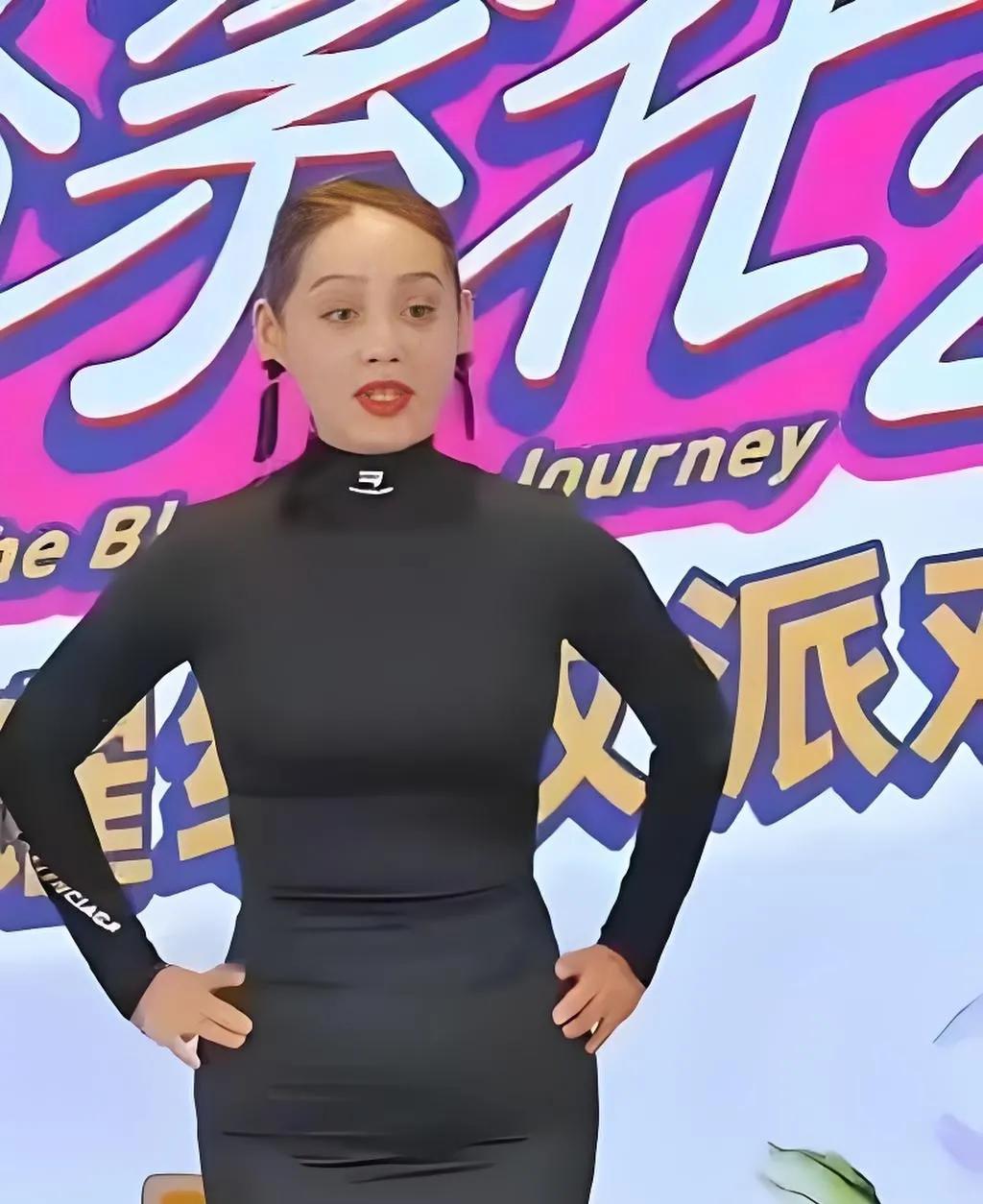 还别说，宁静的小肚腩令她别有一番韵味！宁静娱乐圈别具一格的实力派演员，从《炮