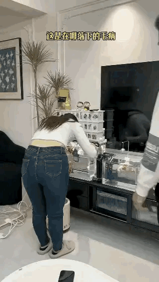 这是哪里落下的毛病？一定是被人从后面攻击过！都错怪她都反思一下吧都到这样了吗