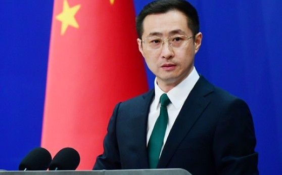 中国联合12国发表声明，又与欧盟互相取消制裁，对美已完成反包围