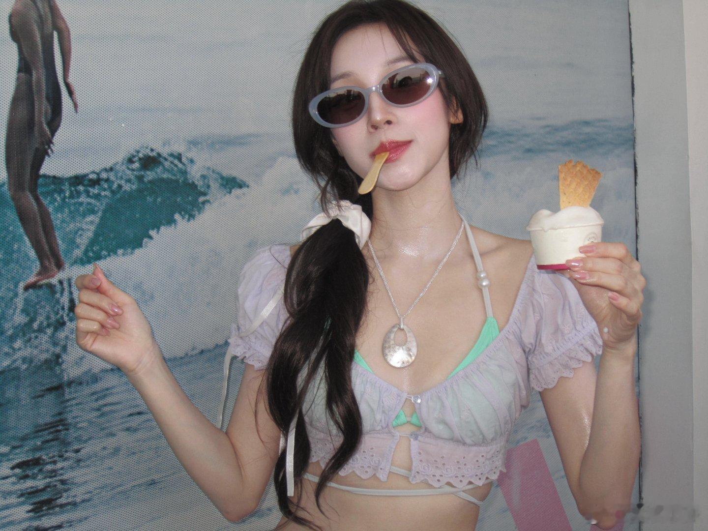 宋雨琦海边度假照片宋雨琦的海边度假日记⛱️，甜美中带点小性感！
