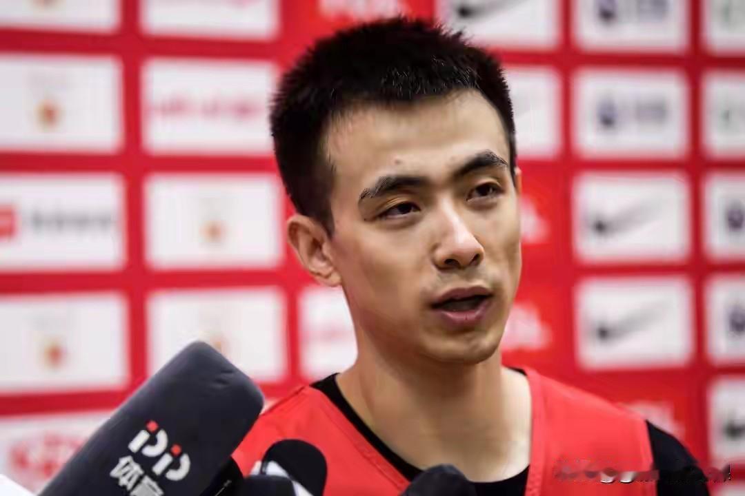 中国男篮91:81击败澳大利亚男篮，众多篮球解说员点评句句在理:1.姜星宇-