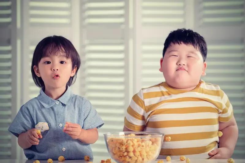 遗传的14条定律：1.长得丑，是爸的问题。2.智商高，乃妈的功劳。3.