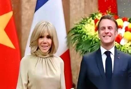 马克龙这哥们儿，真把全世界都给整不会了。当所有人都在小心翼翼、互相试探，生怕站