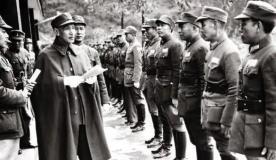 蒋介石为何会选择退守台湾？究竟是何方“神秘高人”在背后出了这个主意？那年解放