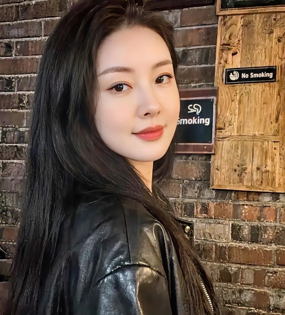 45岁的女人，比20岁的有韵味，比35岁更通透。