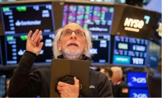 中国仅1天时间接连传来3个好消息,外媒集体酸了,中国咋就这么稳?我们都知道,最近