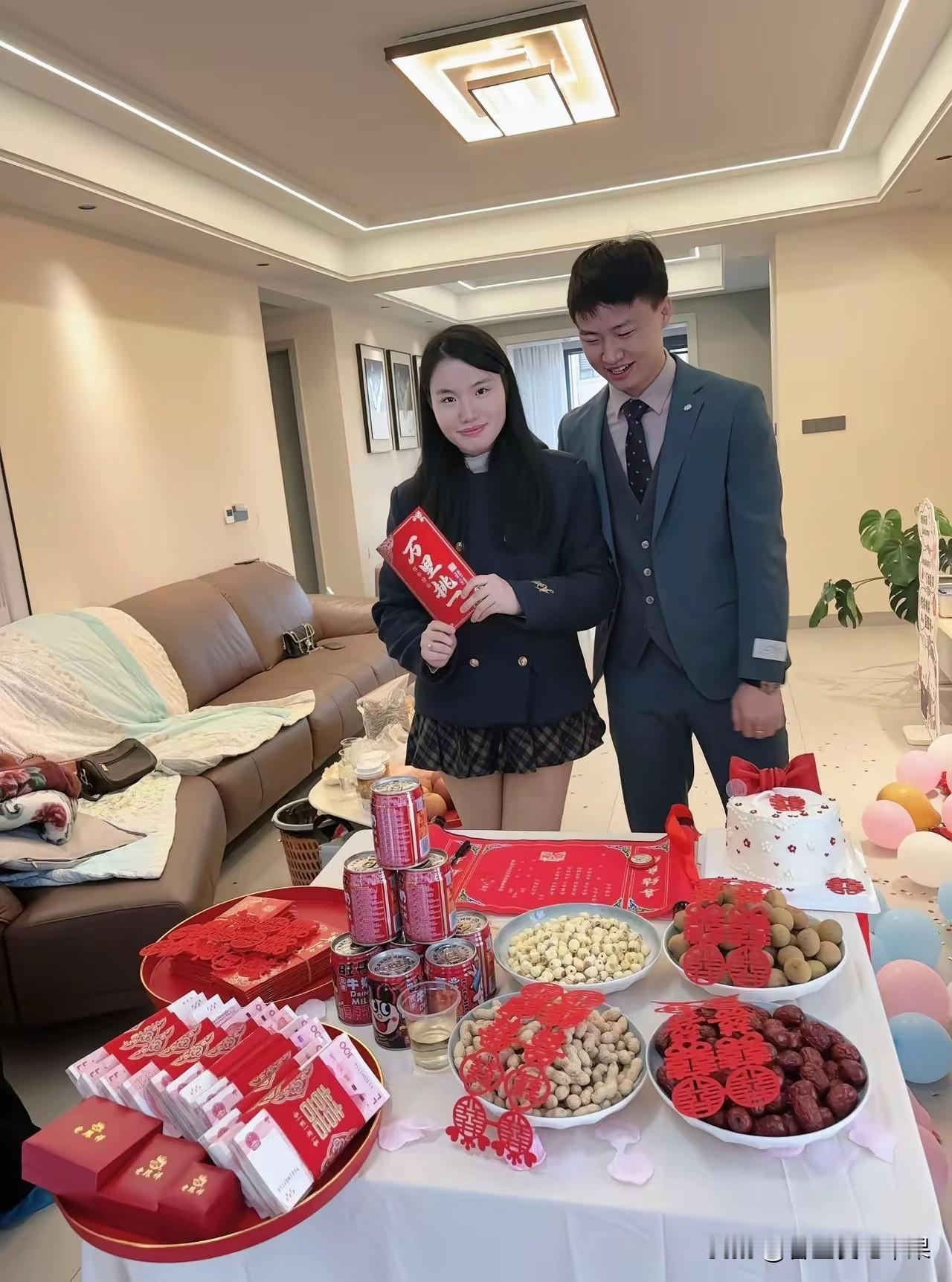 不得不说，这样的订婚，越来越多了。