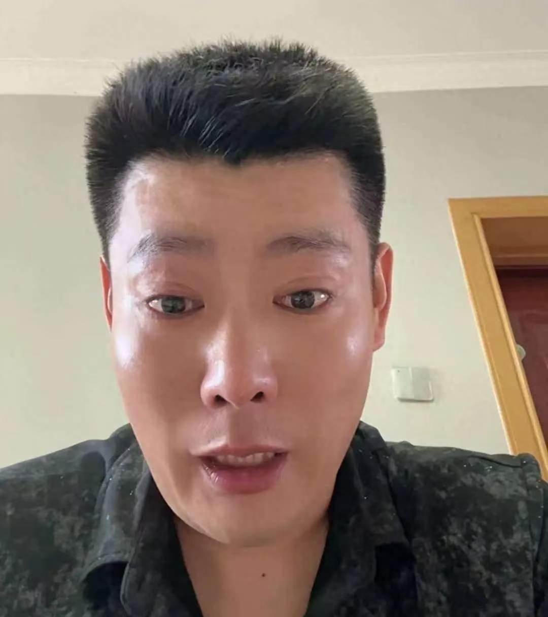 全网泪崩！高考结束父亲才敢说：你妈妈11天前就走了。6月9日下午5点，高考最后一
