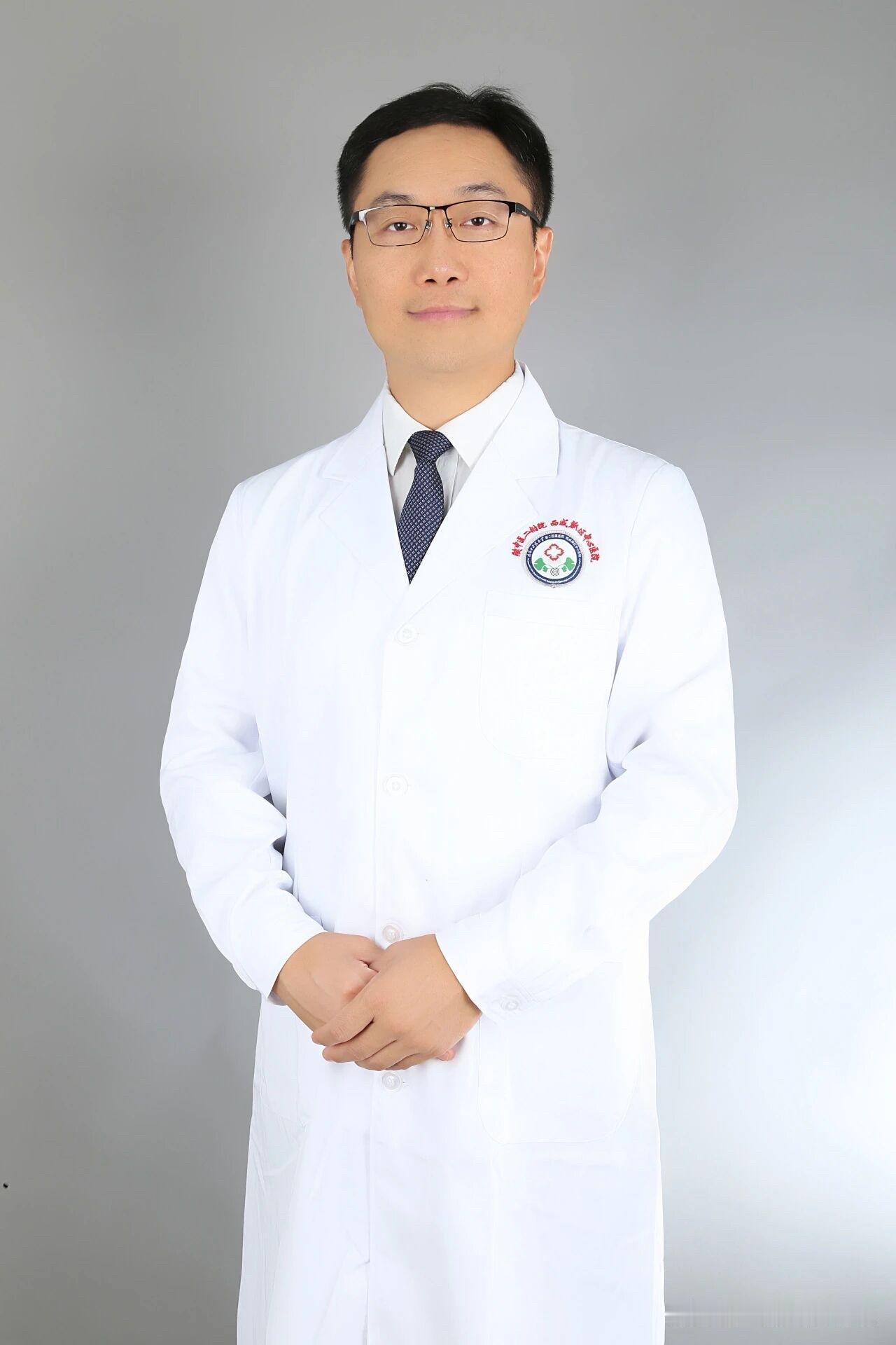 刘善收任陕西中医药大学第二附属医院西咸院区急诊科主任。刘善收、副主任医师、急诊