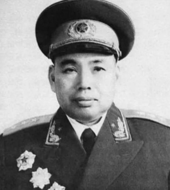 “枪毙!直接枪毙!”1979年,党中央抓捕了许世友儿子,许世友得知后大吼道,有人