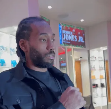 昨日NBA常规赛，快船103-88战胜湖人。赛后，科怀-伦纳德接受了记者采访。