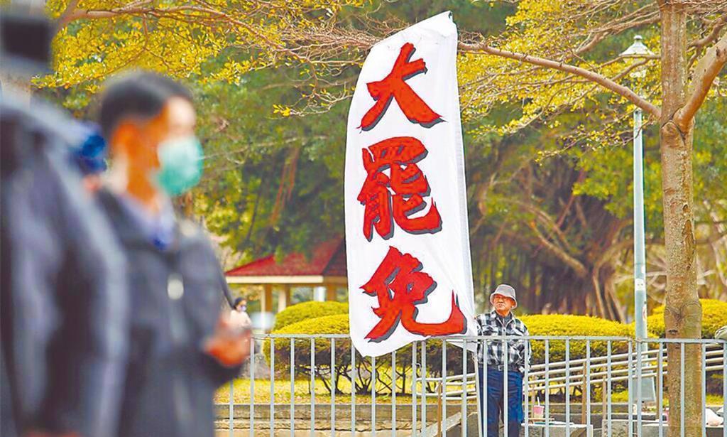 沈伯洋、王义川陷入丑闻，民进党忧模糊大罢免焦点，陈凤馨：最多成功罢免2个绿营积
