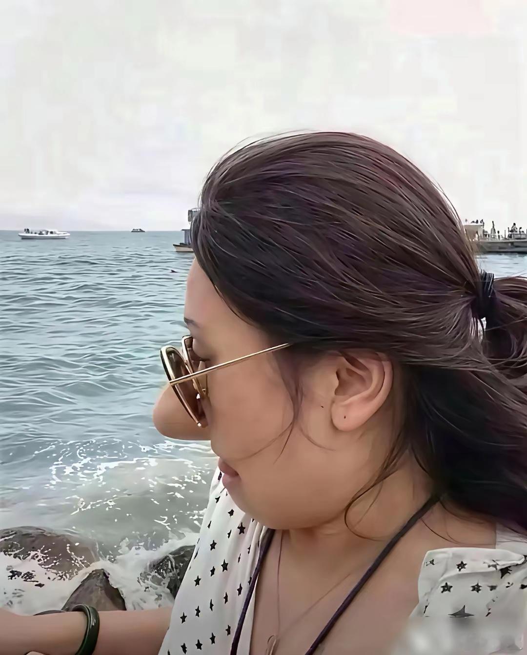 好家伙我还疑惑怎么鼻子这老大呢原来…