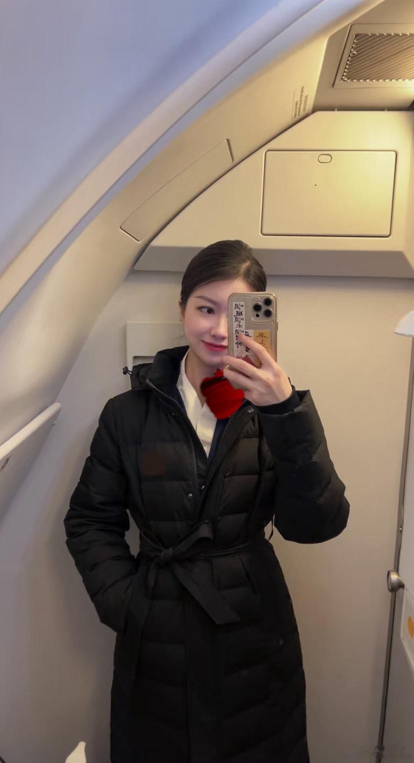 空姐起飞前来张美美的照片​​​