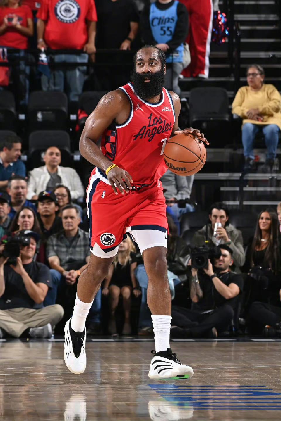 哈登-18正负值太扎眼！快船队友擦屁股都忙不过来快船103-114四连败，