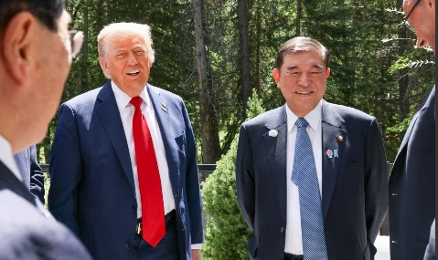 日本拒绝低头当地时间16日，在加拿大出席峰会期间，日本首相石破茂与特朗普就关税