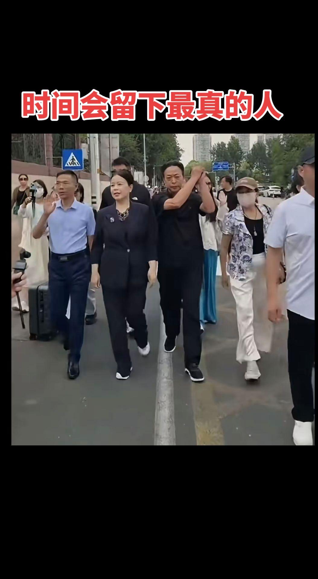 当众承认收钱20万？网红嚣张放话要封人，结局大快人心！朋友们，姐姐们家人们早